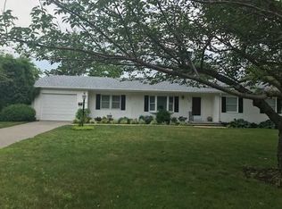 136 Massachusetts Ave, Somerset, MA 02726