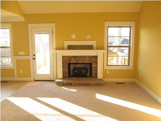 GAS LOG FIREPLACE WITH STONE ACCENTS
