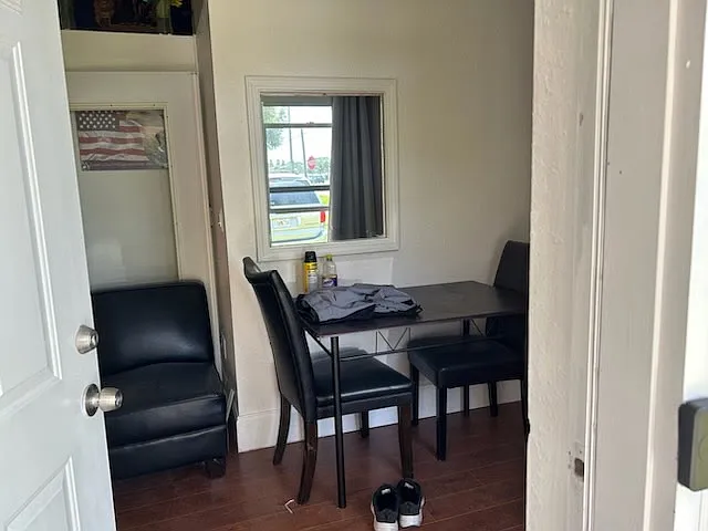 2 bed, 1289 sqft, $925 — Photo 3