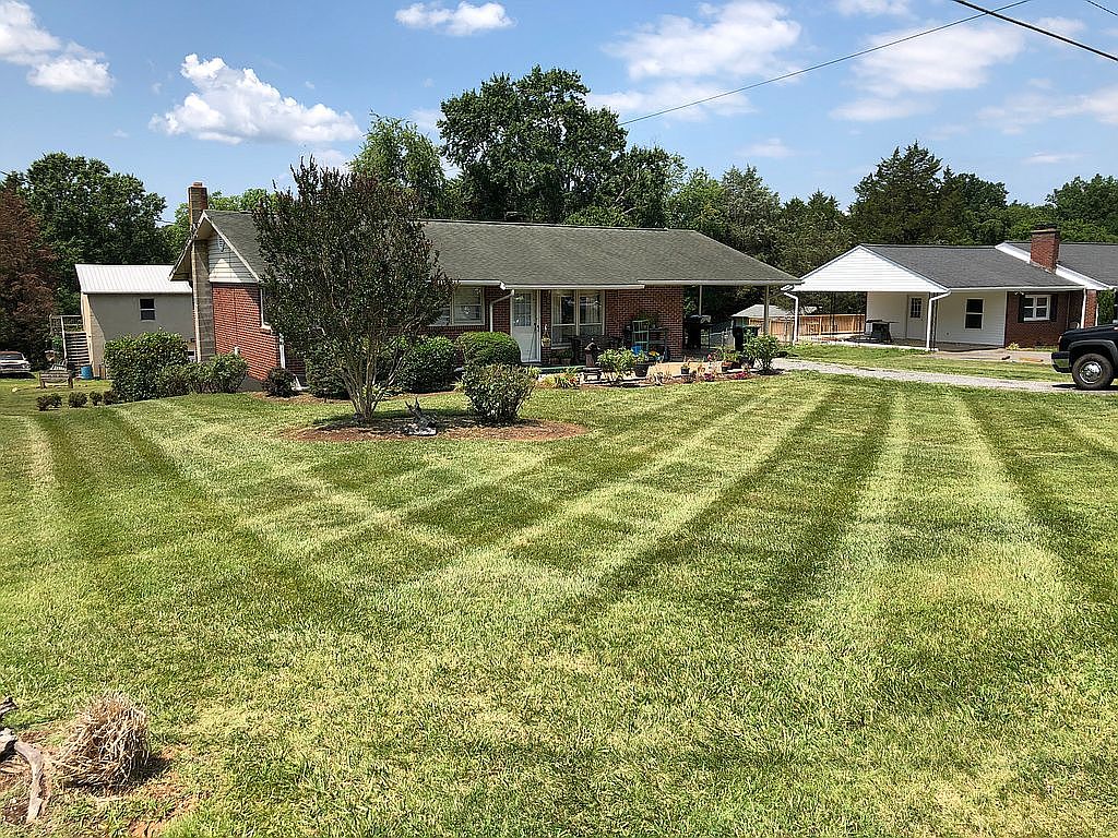 529 Chatmoss Ct, Martinsville, VA 24112 Zillow