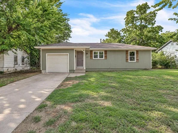 1113 S Locust Dr, Midwest City, OK 73110