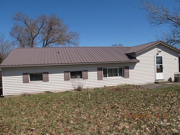 3rd image of 5588 Township Road 95