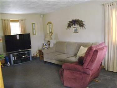 5th image of 366 Johnston Pl