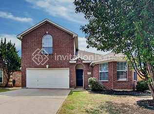 8348 Bowspirit Ln, Hurst, TX 76053