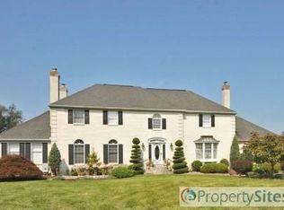 40 Beverly Hls, Ivyland, PA 18974