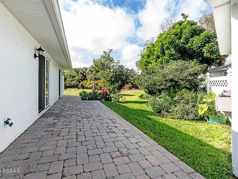 145 Riverwalk Ct — Photo 28