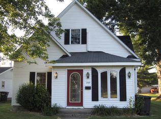 207 Cunningham Ave, Danville, IL 61832