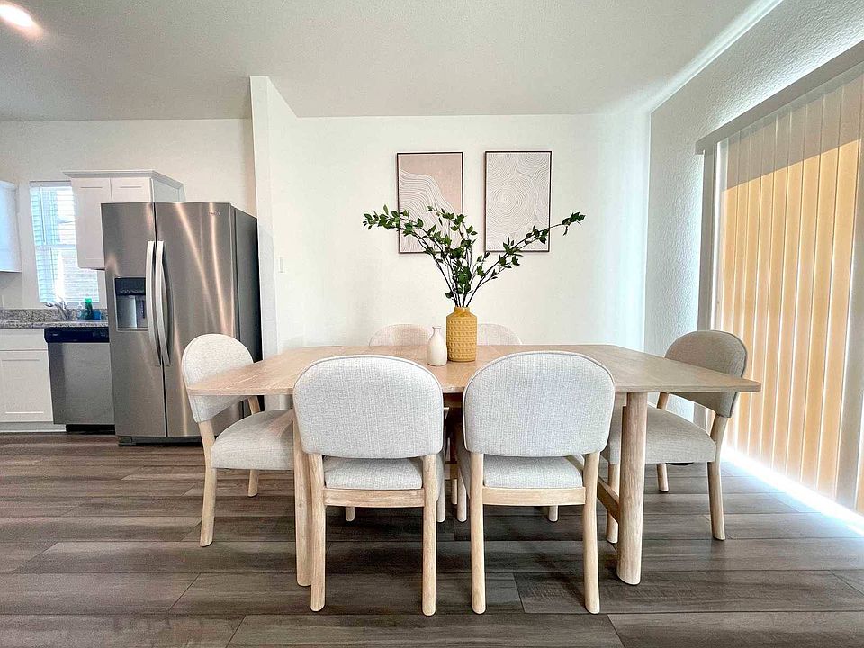 2nd image of 306 Ashton Ave #407