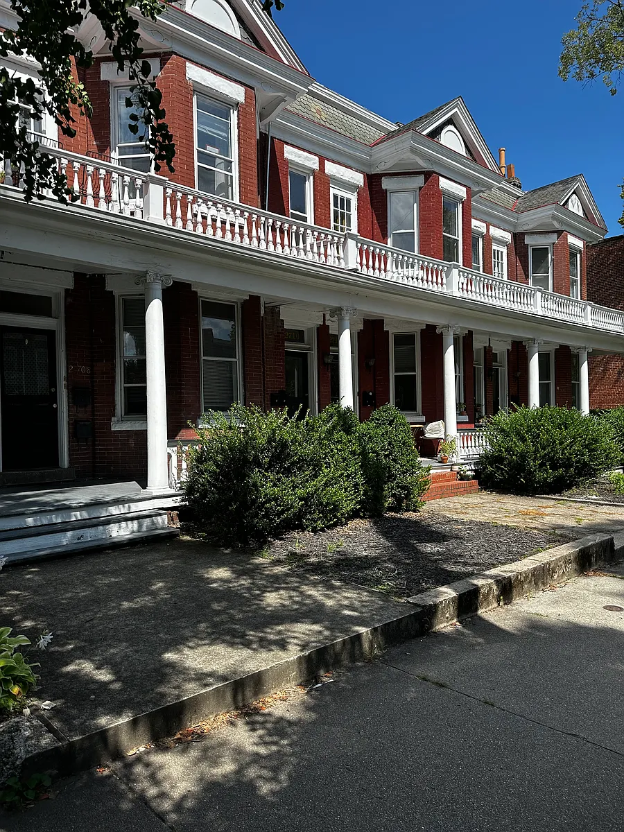 Building Photo - 2712 E Broad St