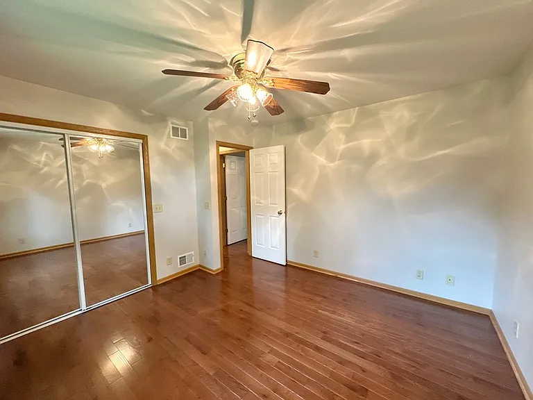 7103 Hiawatha Dr — Photo 12