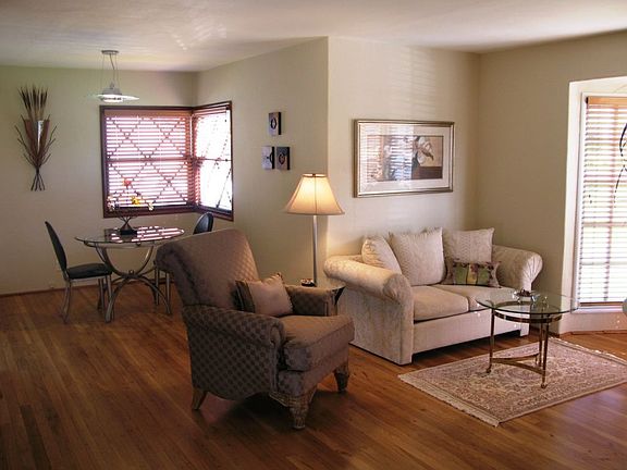 Living room & Dining area