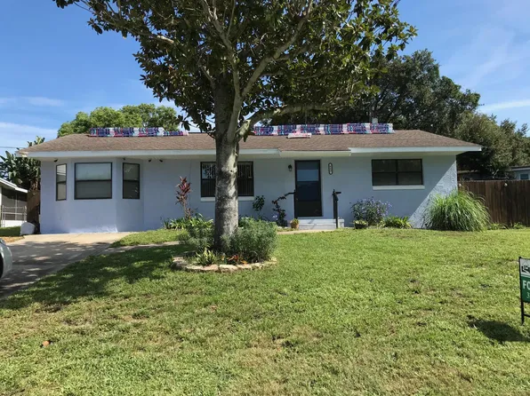 849 Center Ln, Clermont, FL 34711