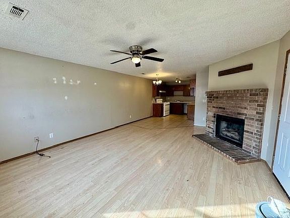 2nd image of 1319 N Boxley Ave