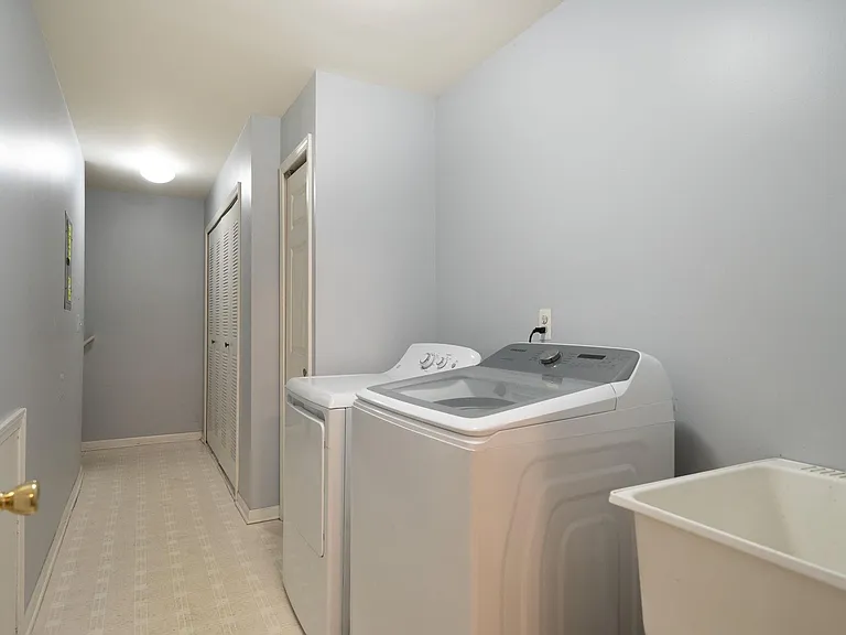 44770 Marigold Dr — Photo 17