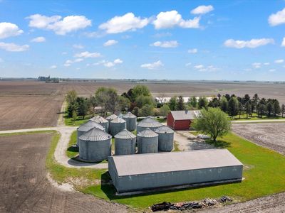2500 N 4100 East Rd, Bellflower, IL, 61724