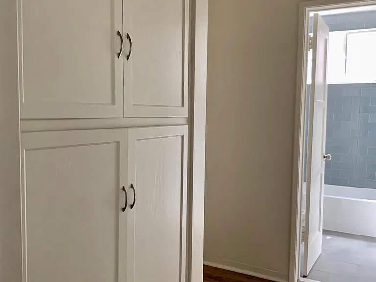 4172 Somerset Dr — Photo 10