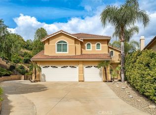 30400 Clover Ct, Castaic, CA 91384
