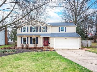 28907 Millard Dr, Bay Village, OH 44140