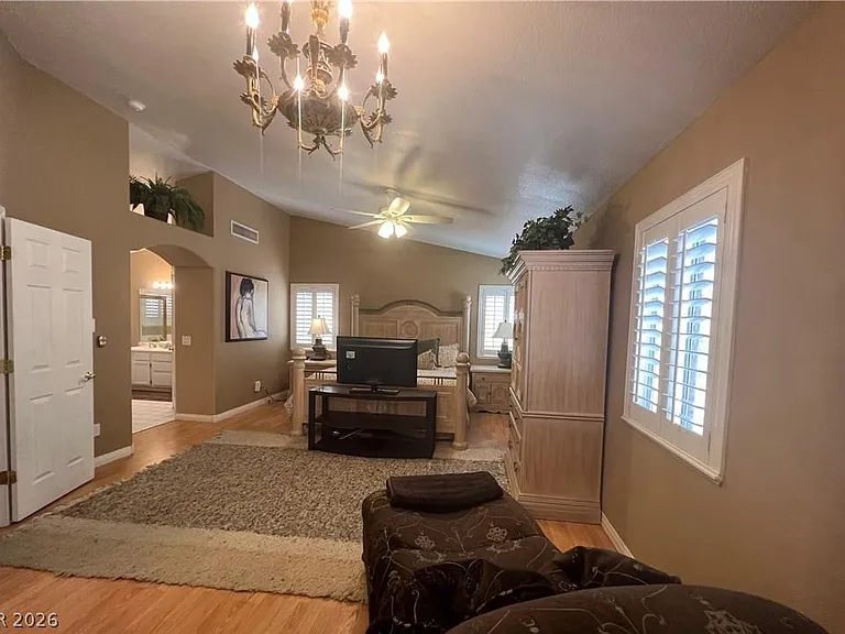 7611 Cougar Creek Cir — Photo 36
