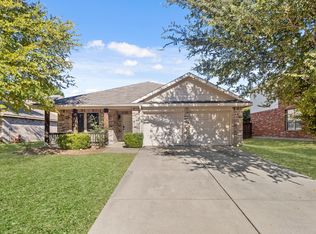 5968 Waterford Dr, Grand Prairie, TX 75052