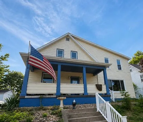 406 Lincoln Ave Photo 1