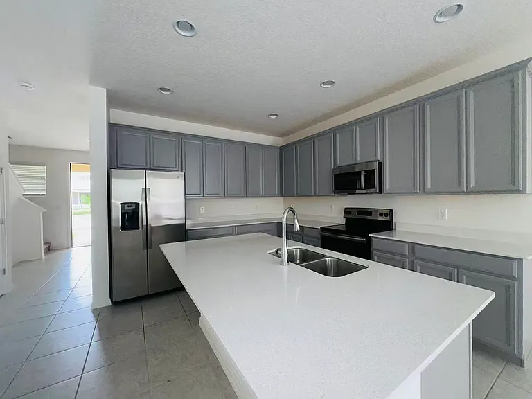 8166 Mosaic Ln — Photo 10