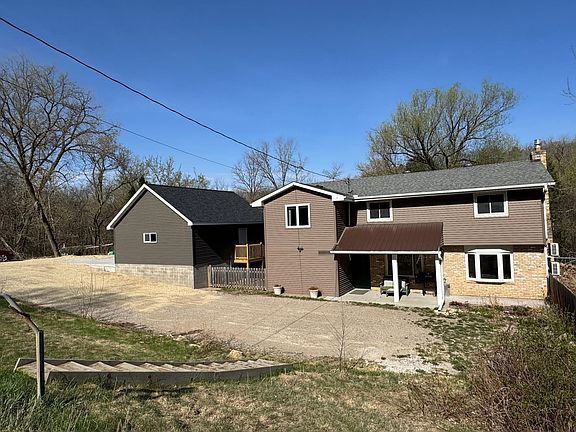 4th image of 664 Spring Creek Rd S
