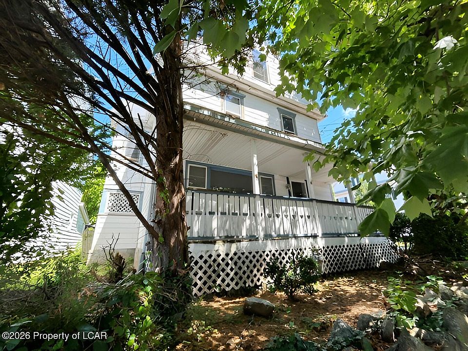 1st image of 349 E 4th St