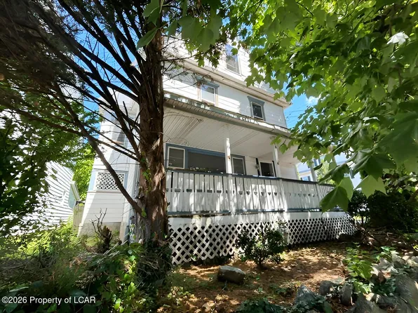 349 E 4th St, Bloomsburg, PA 17815