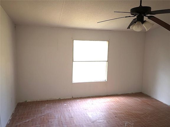 4th image of 10540 Tara Ln