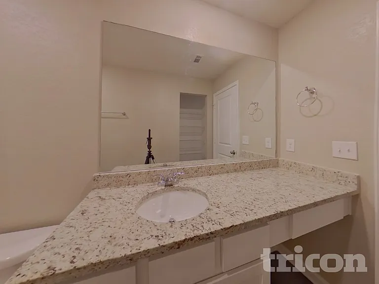 1392 Deutz Dr — Photo 15