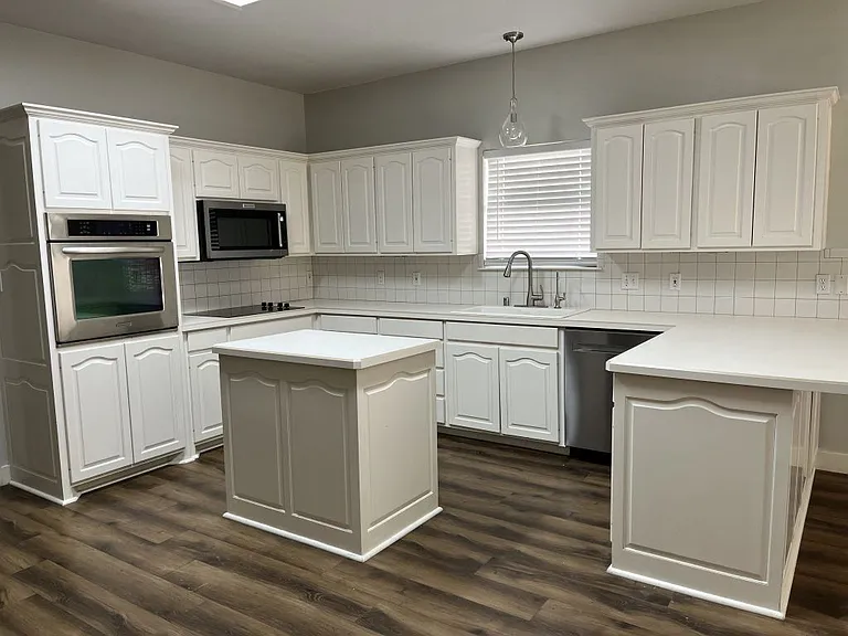 5604 Grassland Blvd — Photo 9