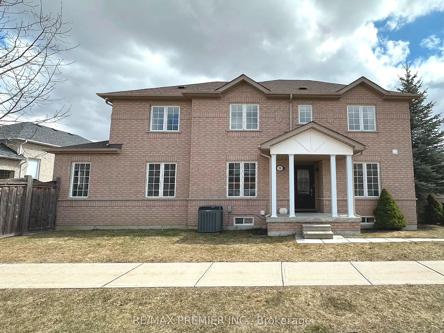 4 bed, $3,400 — Photo 1