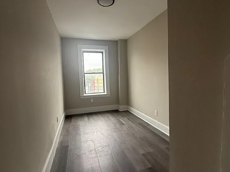 1000 S Orange Ave #303 — Photo 5
