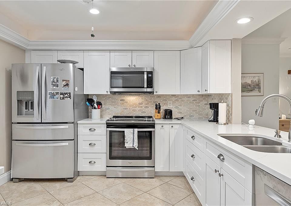 1st image of 5250 Fox Hollow DR #509