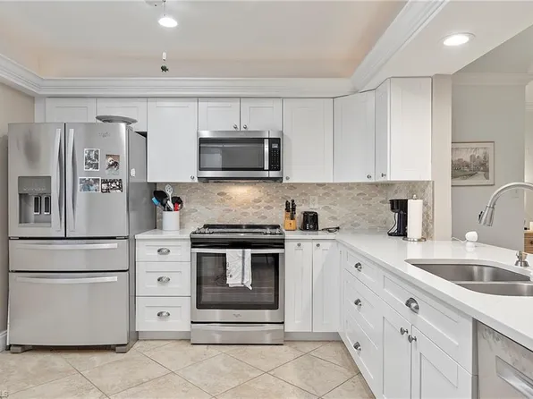 5250 Fox Hollow DR #509, NAPLES, FL 34104