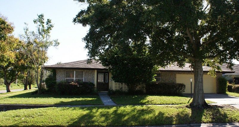 1st image of 3003 Saratoga Dr