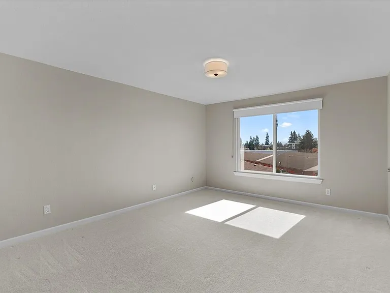 9815 Holly Dr #A305 — Photo 16