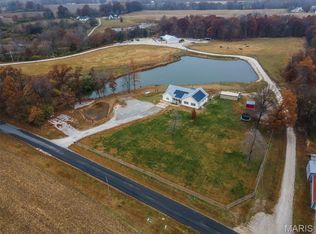 20700 Croxford Rd, Grafton, IL 62037