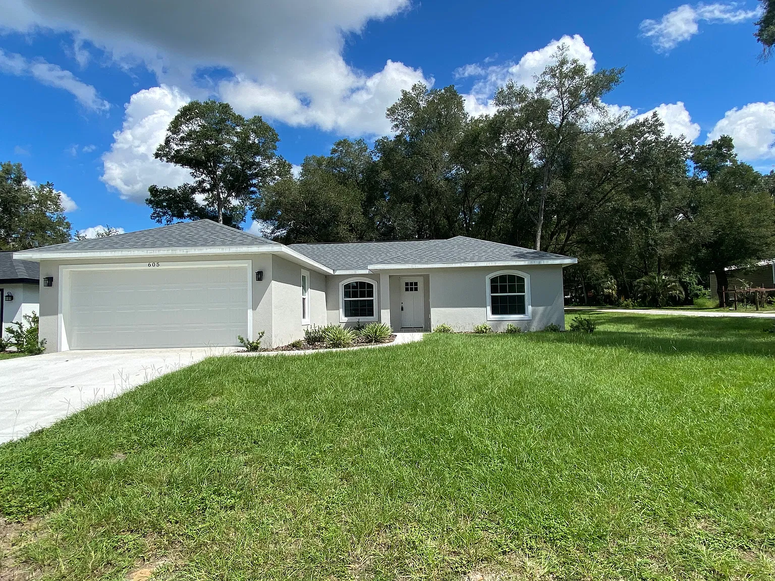 3 bed, 1308 sqft, $1,700 — Photo 2