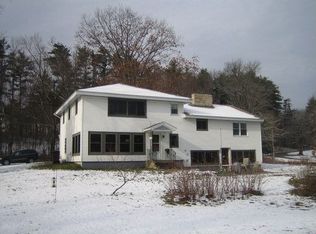 494 Langen Rd, Lancaster, MA 01523