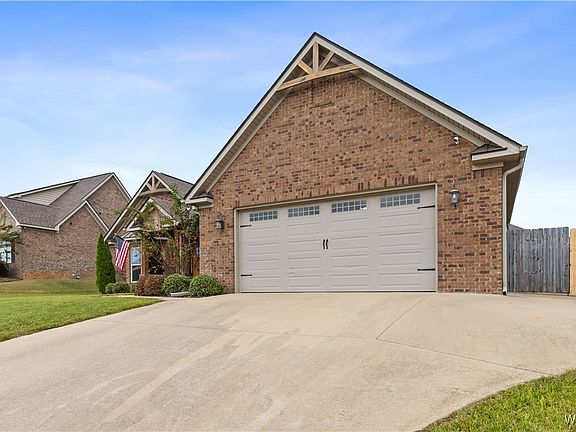 3rd image of 13833 Willow View Ln