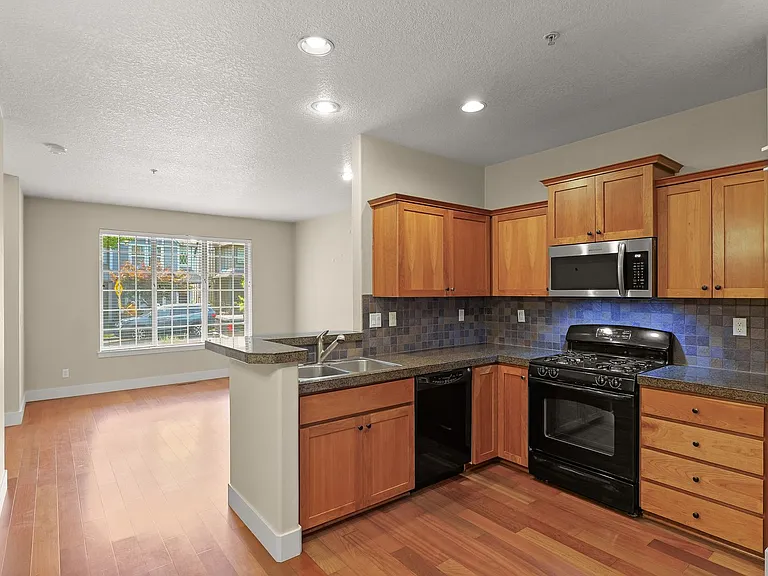 29259 SW Villebois Dr — Photo 8