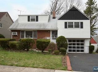 152 Elder Ave, Bergenfield, NJ 07621