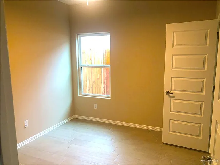 3105 Driftwood Ln #4 — Photo 8