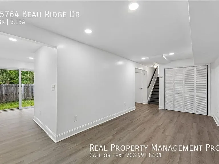 15764 Beau Ridge Dr — Photo 37