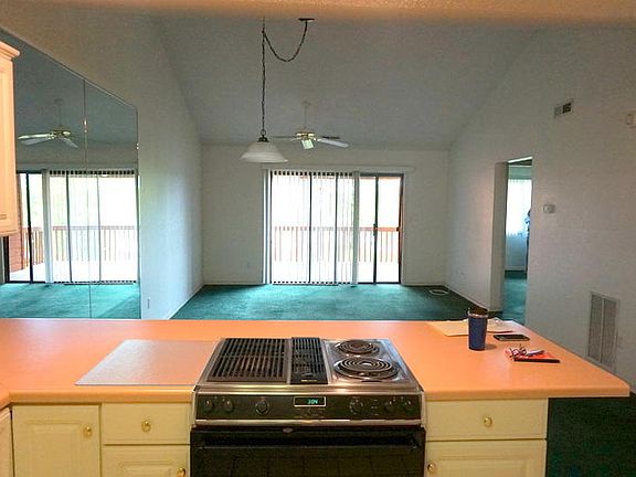 5th image of 189 Avondale Dr APT 9