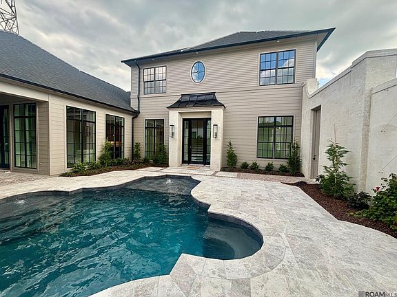 3rd image of 643 Adelia Ln