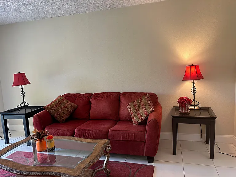 460 NW 20th St #304 — Photo 18