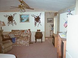 4th image of 404 Cypress Ct